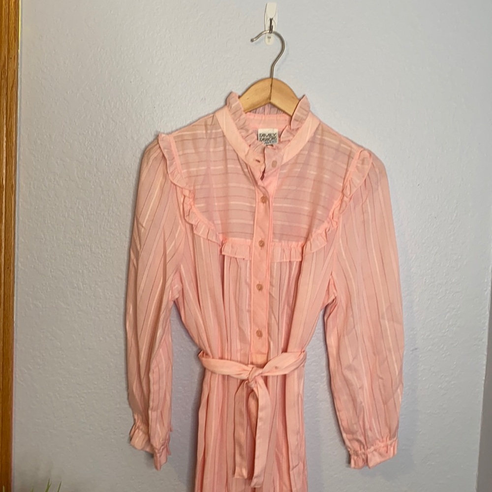 Vintage pale pink ruffle neck dress semi shear - Picture 3 of 11